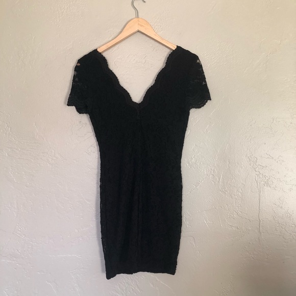 NWOT [kimchi blue] black lace v-neck mini - Picture 4 of 5